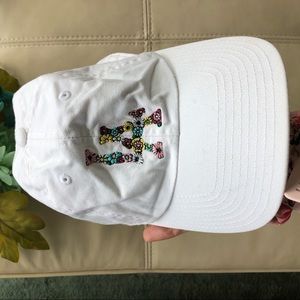 [American Eagle] LA floral and white baseball hat